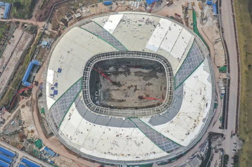 陰雨天氣回歸，體育場地鋪裝如何應對降雪挑戰